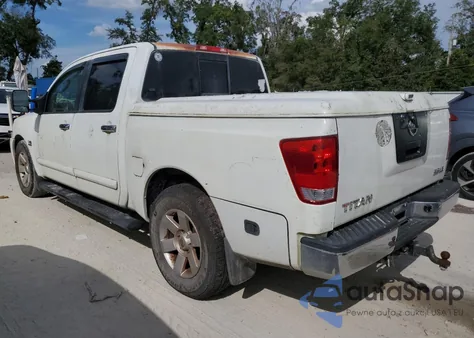 2004 Nissan Titan Xe z USA, uszkodzony, nr VIN 1N6AA07AX4N569962